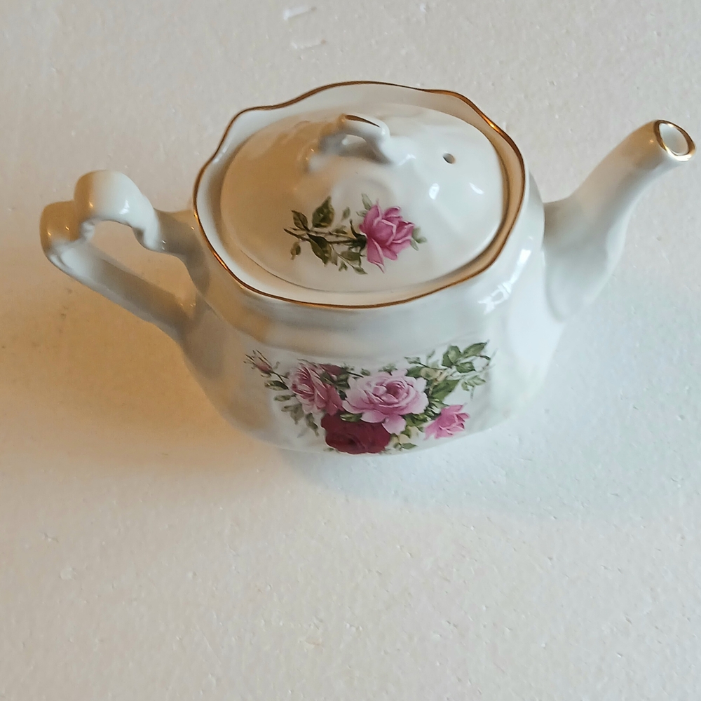 Arthur Wood And Son Elegant Floral Teapot with Gold Trim